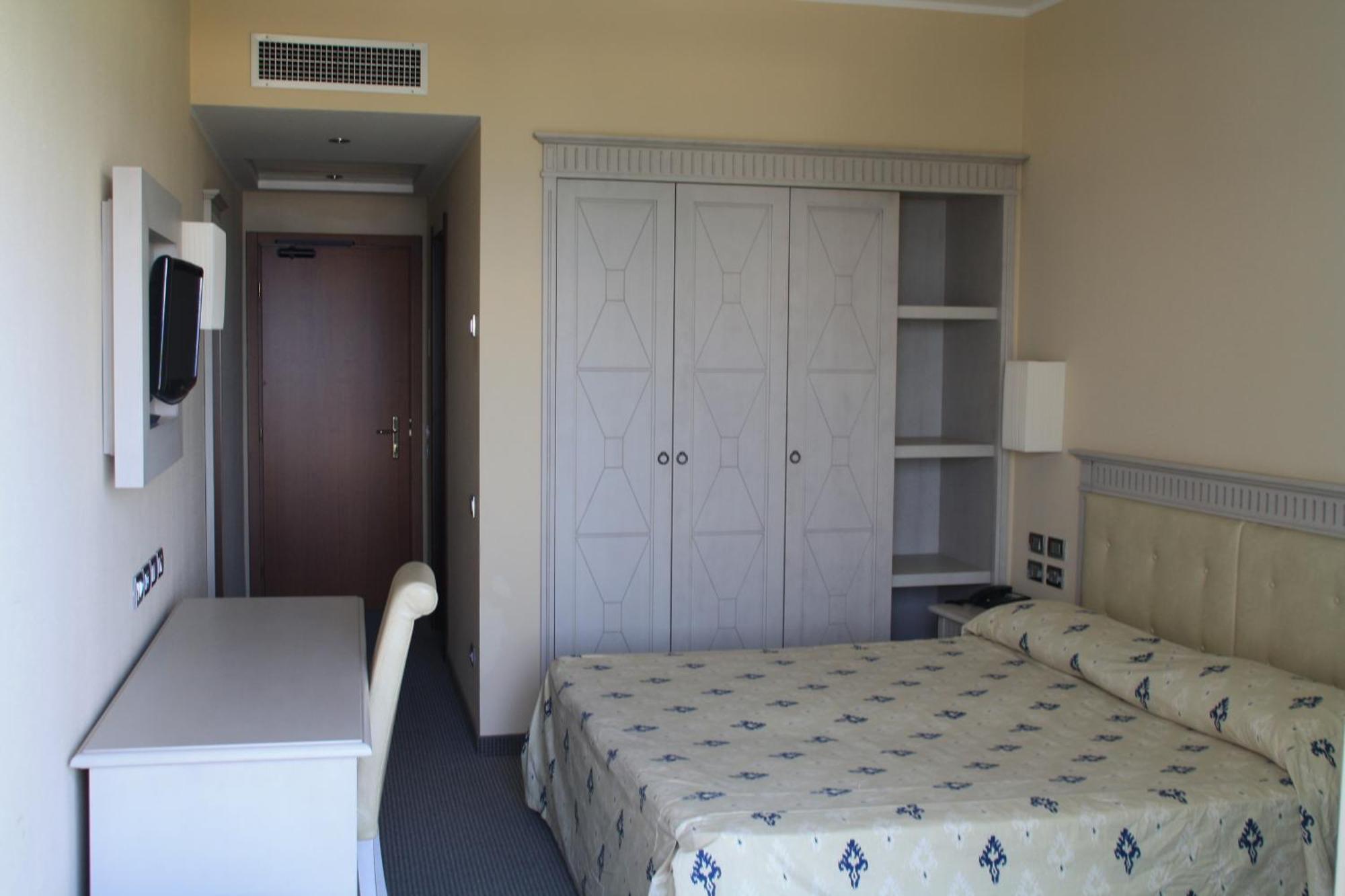 Hotel Villaggio Club Altalia Brancaleone 外观 照片