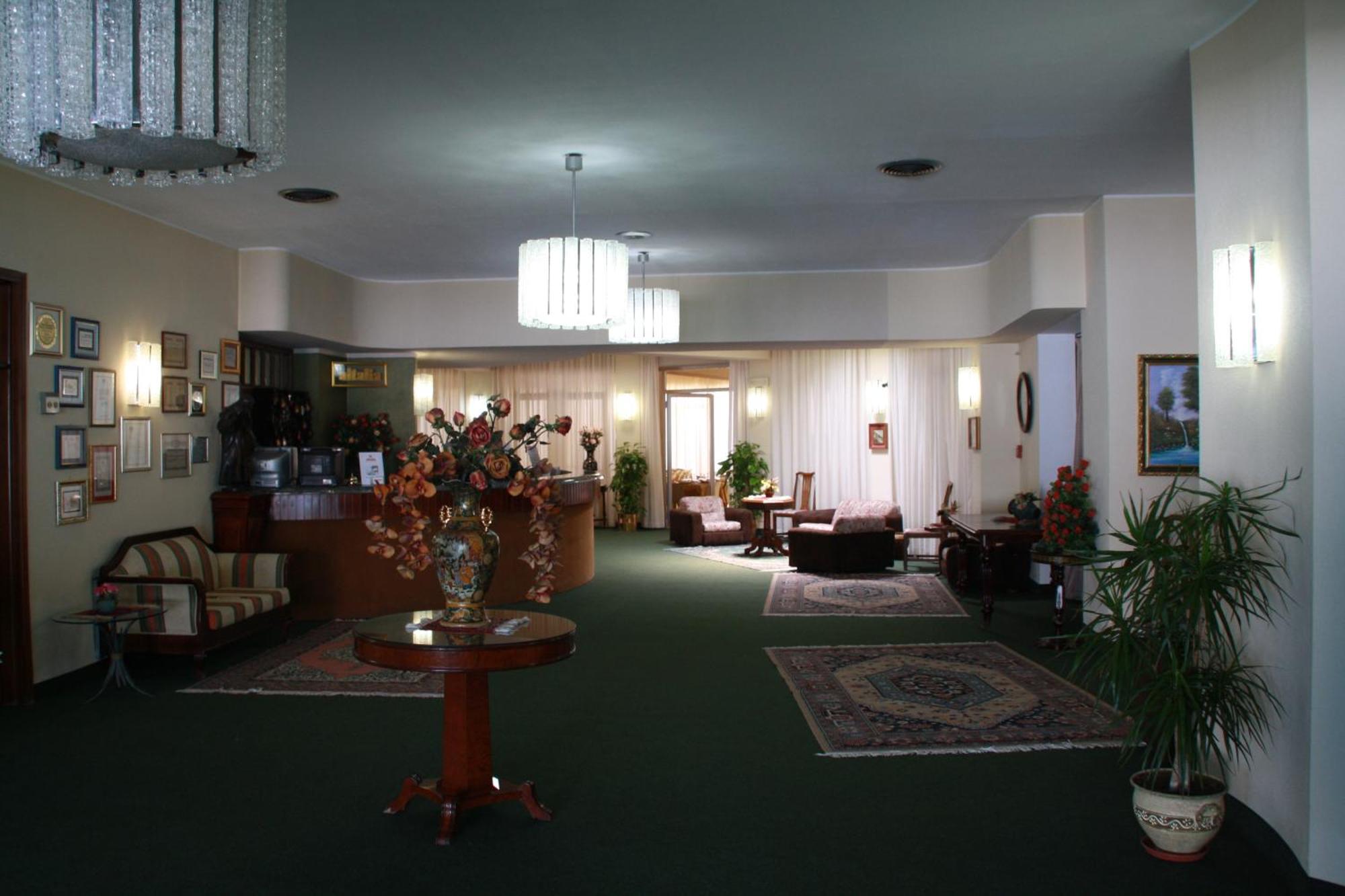 Hotel Villaggio Club Altalia Brancaleone 外观 照片